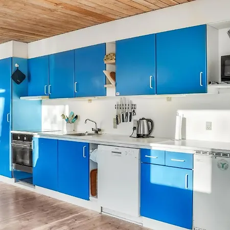 Beautiful In Vaeggerlose With Kitchen Tatil Evi Bøtø By