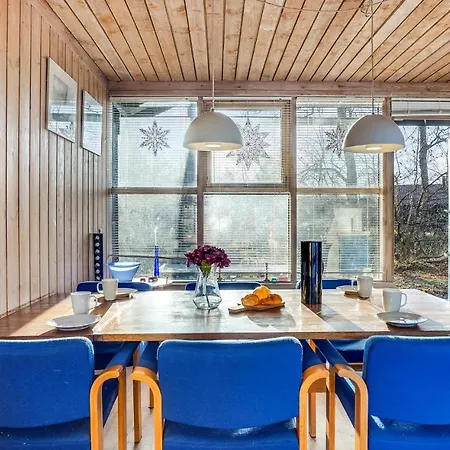 Tatil Evi Beautiful In Vaeggerlose With Kitchen Bøtø By