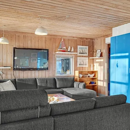 Beautiful In Vaeggerlose With Kitchen *